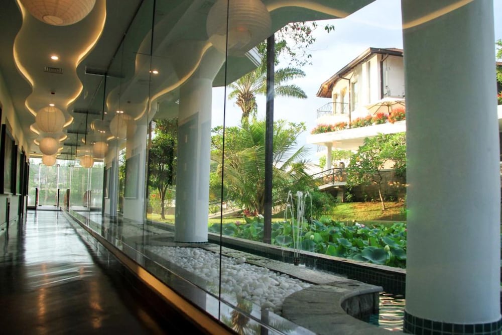 Mahaweli Reach Hotel 28/50