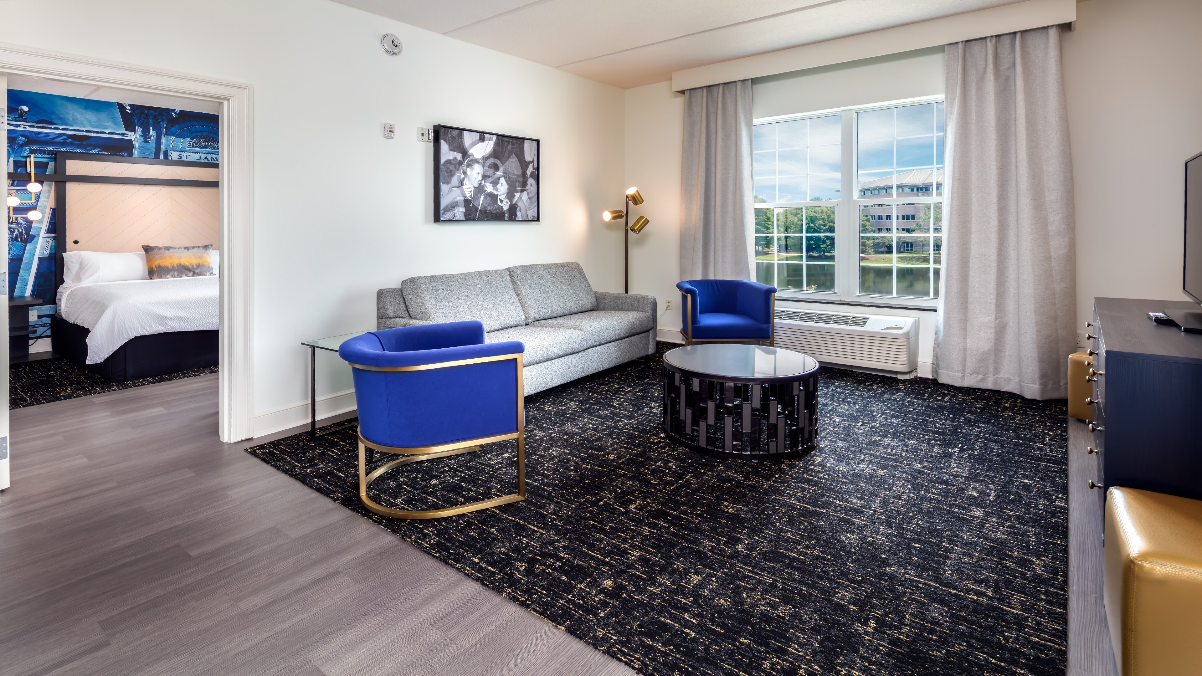 Hotel Indigo Jacksonville Deerwood Park 46/77