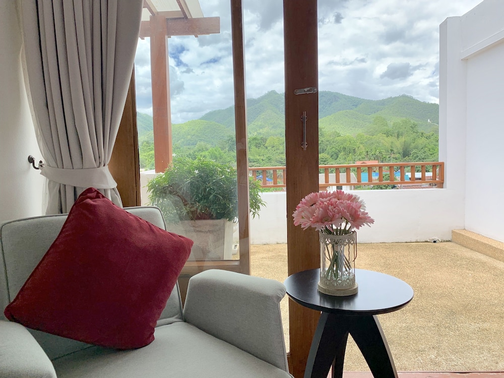 Pai Cherkaew Boutique House 38/50