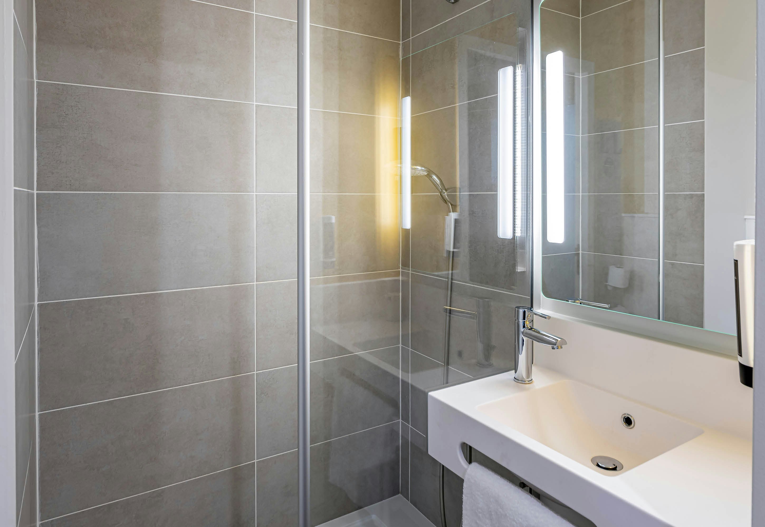 B&B Hotel Bordeaux Saint-Andre-de-Cubzac 37/37