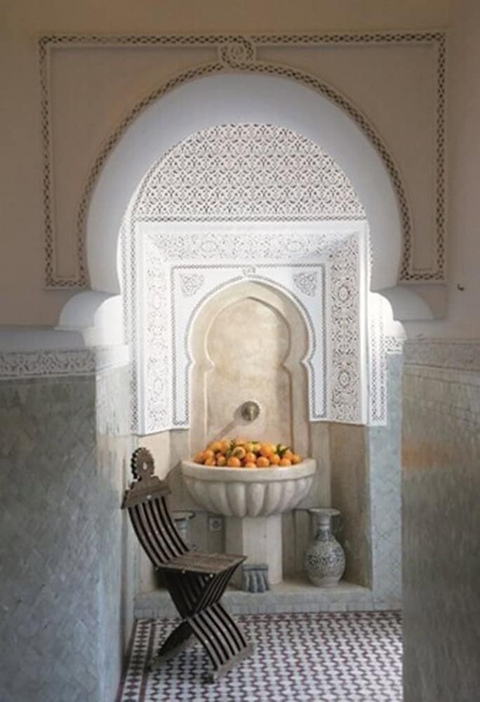 Riad Ifoulki 46/53