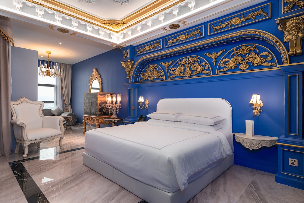 ARTISAN LAZULI, KING BED