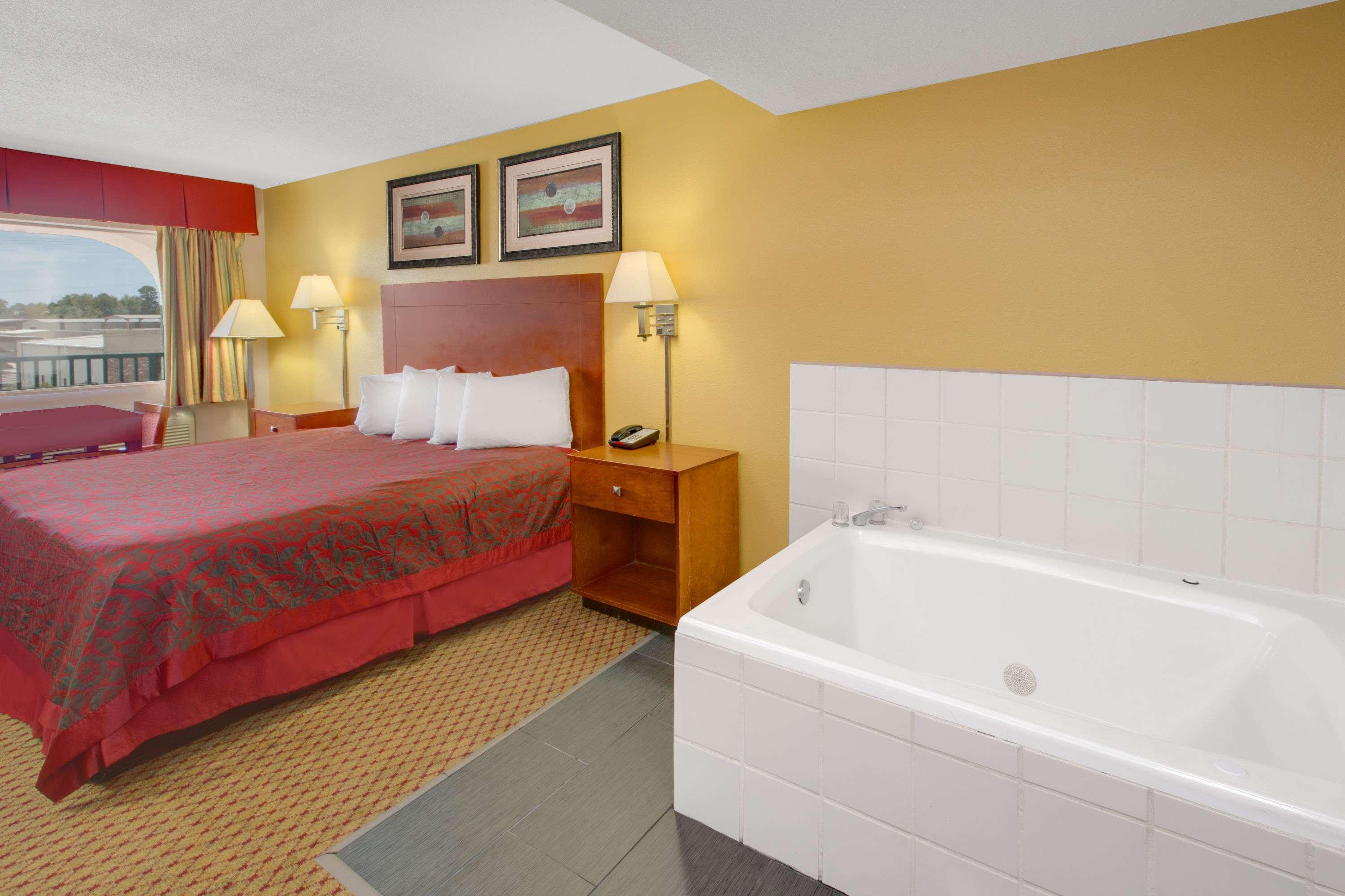 Room, King Bed