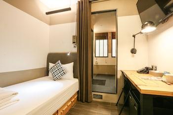 Comfort, Single, No Window