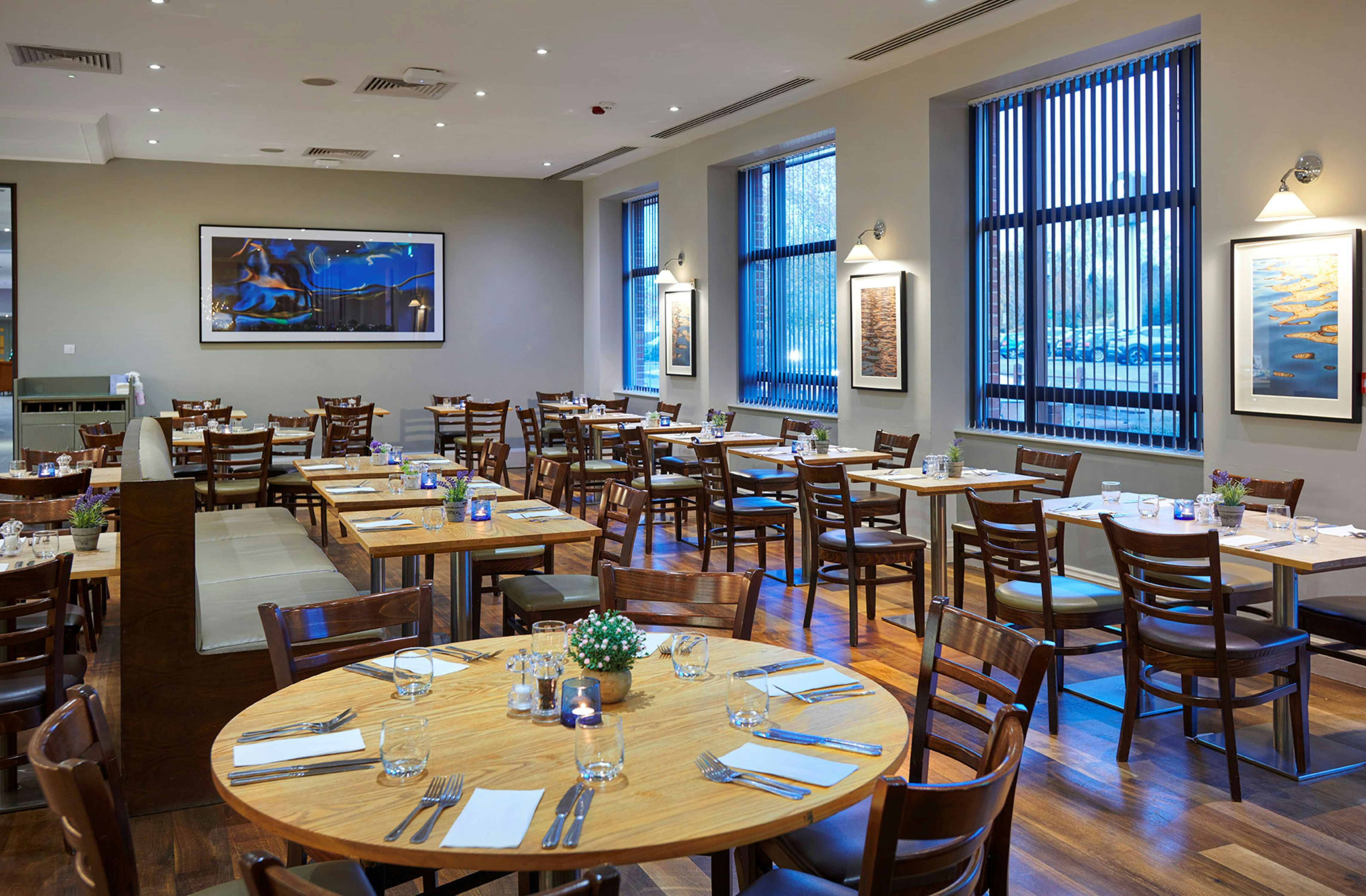 DoubleTree by Hilton Swindon 15/27