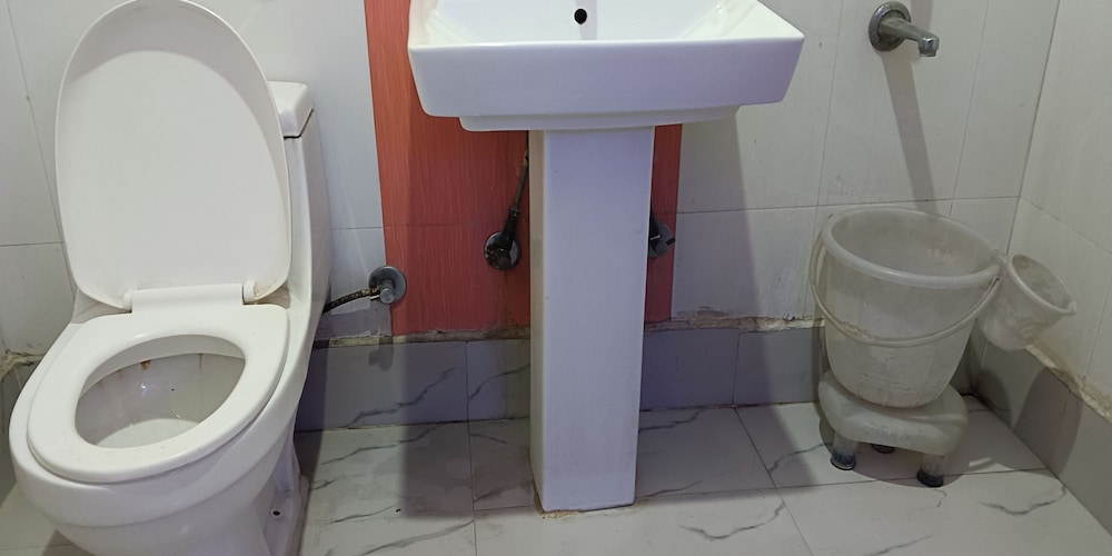 Hotel The RTS, New Delhi 45/50
