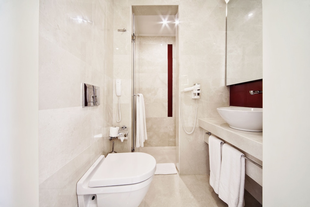 Grand Hotel de Pera 47/50