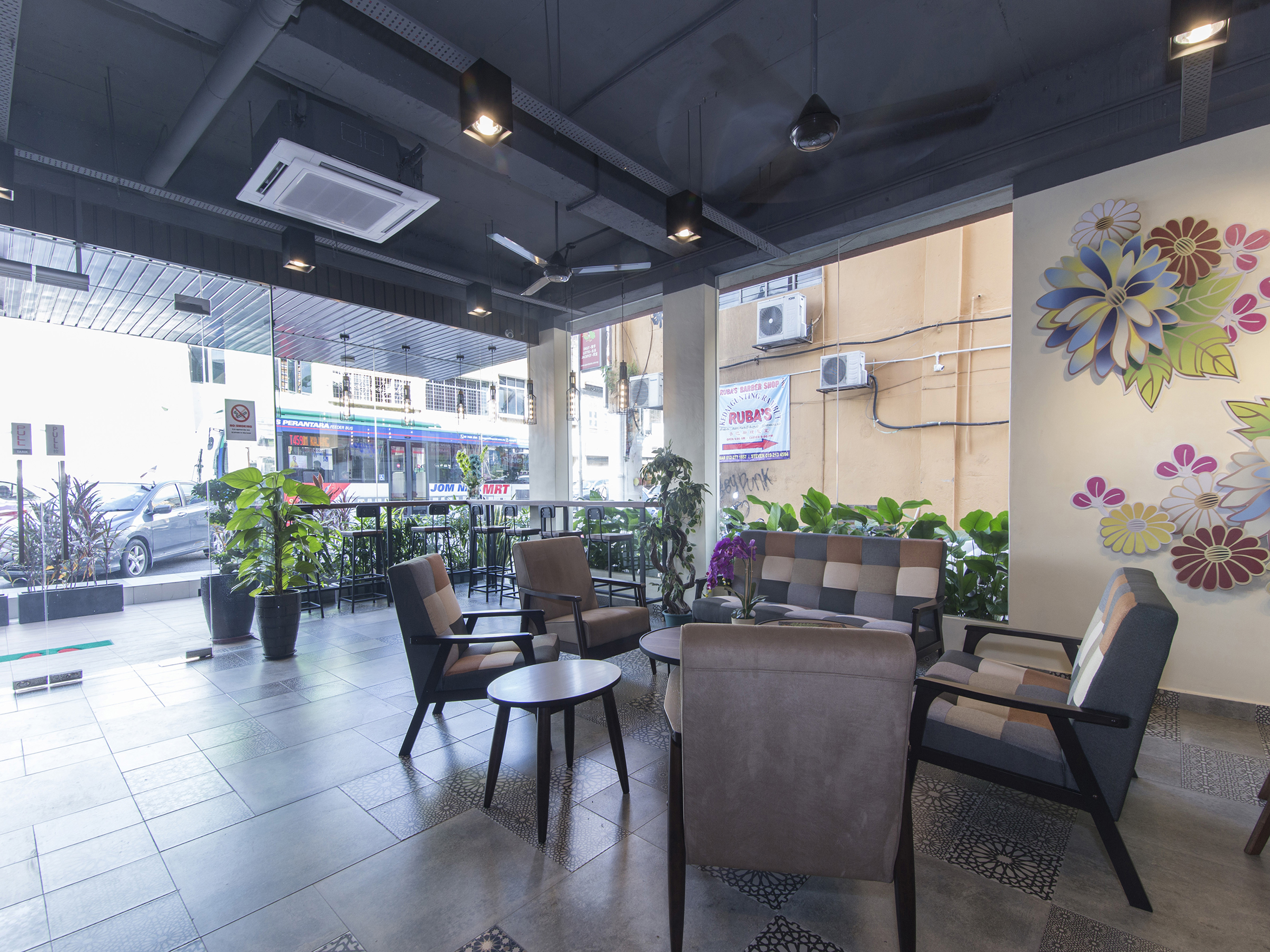 Oyo 417 Raintree Boutique Hotel (Ex. Raintree Boutique Hotel) 25/35