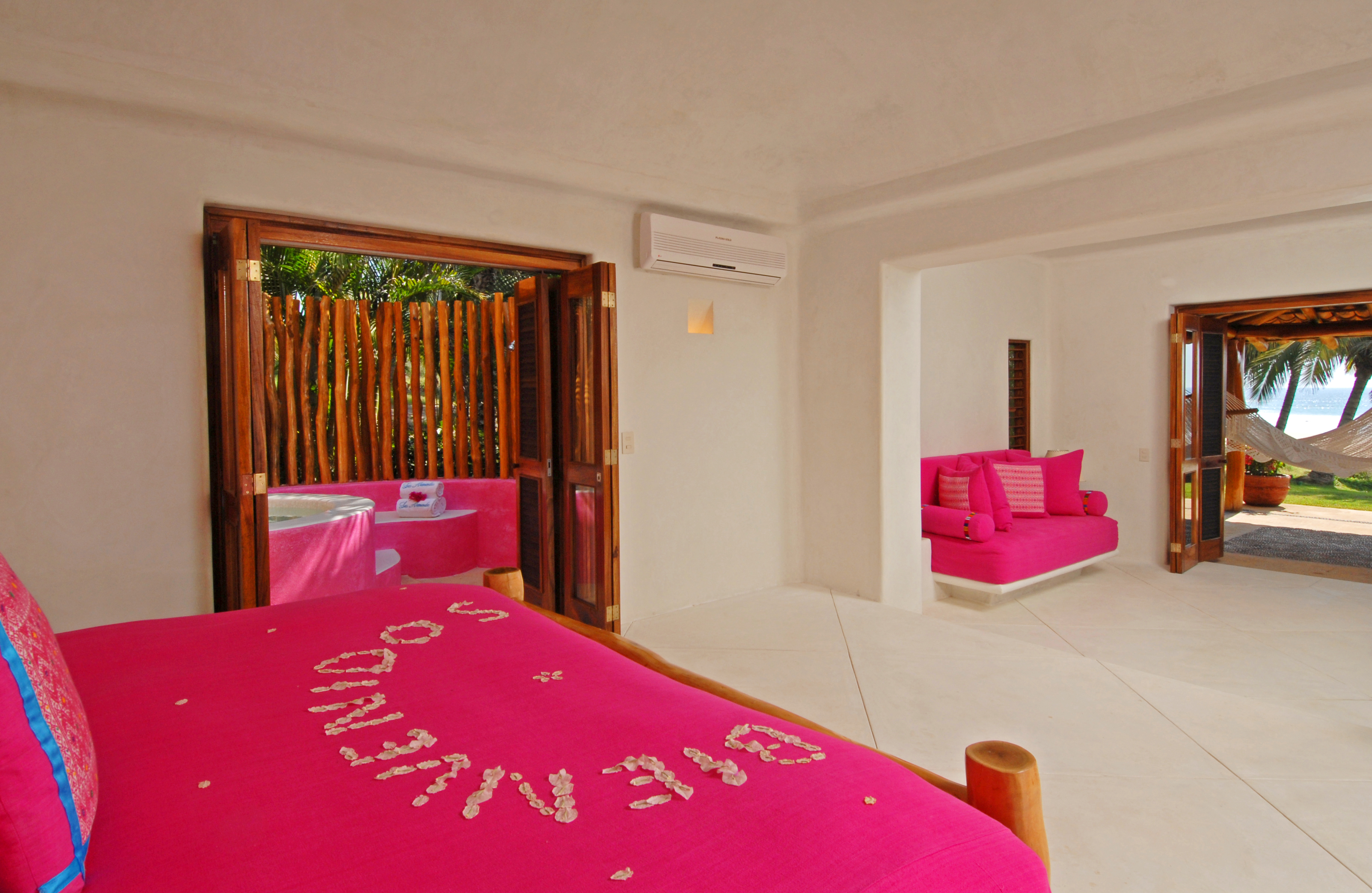 Master, Deluxe, Suite, Beach Front