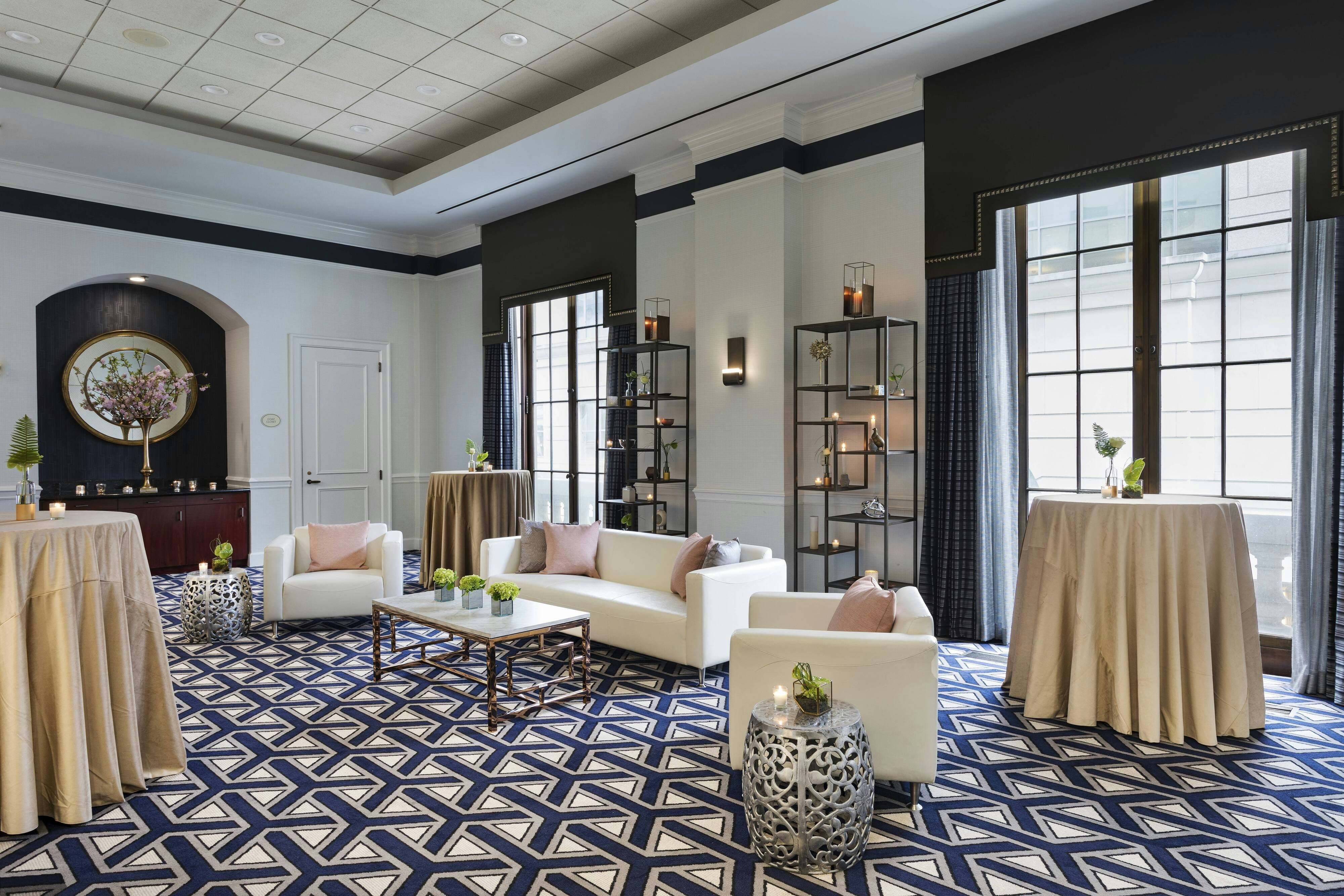 The Notary Hotel, Philadelphia, Autograph Collection 19/32