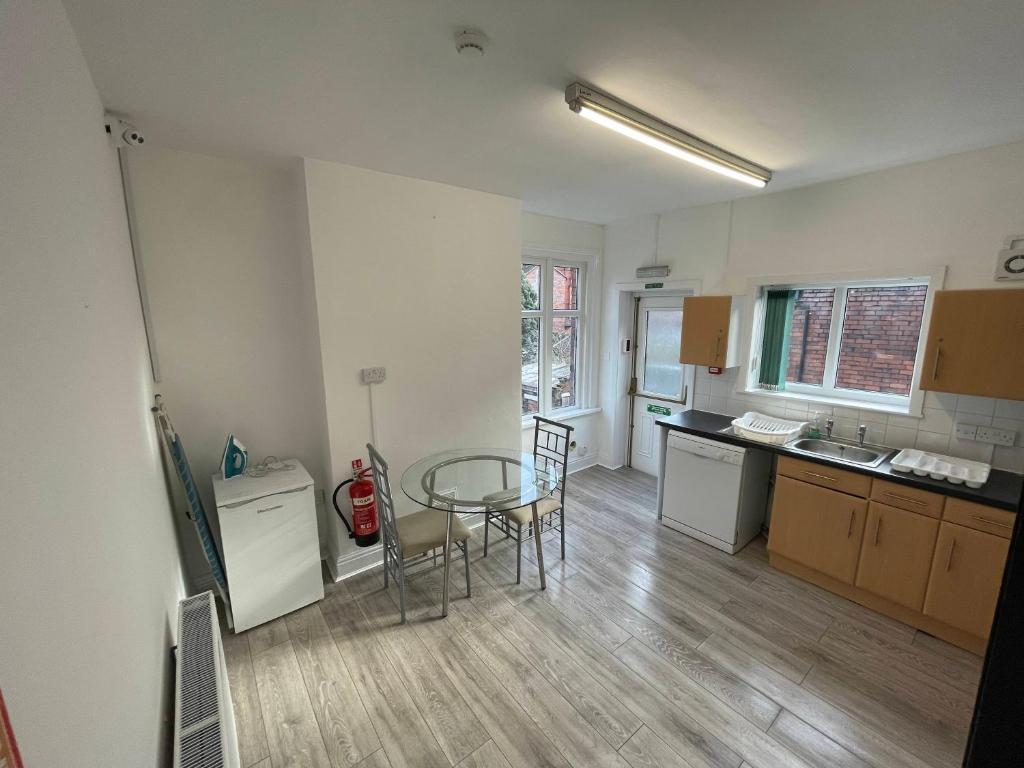 ISUITES Serviced Accommodation 9/23