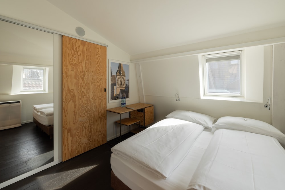 Fred Guest House Zurich Hauptbahnhof 16/50