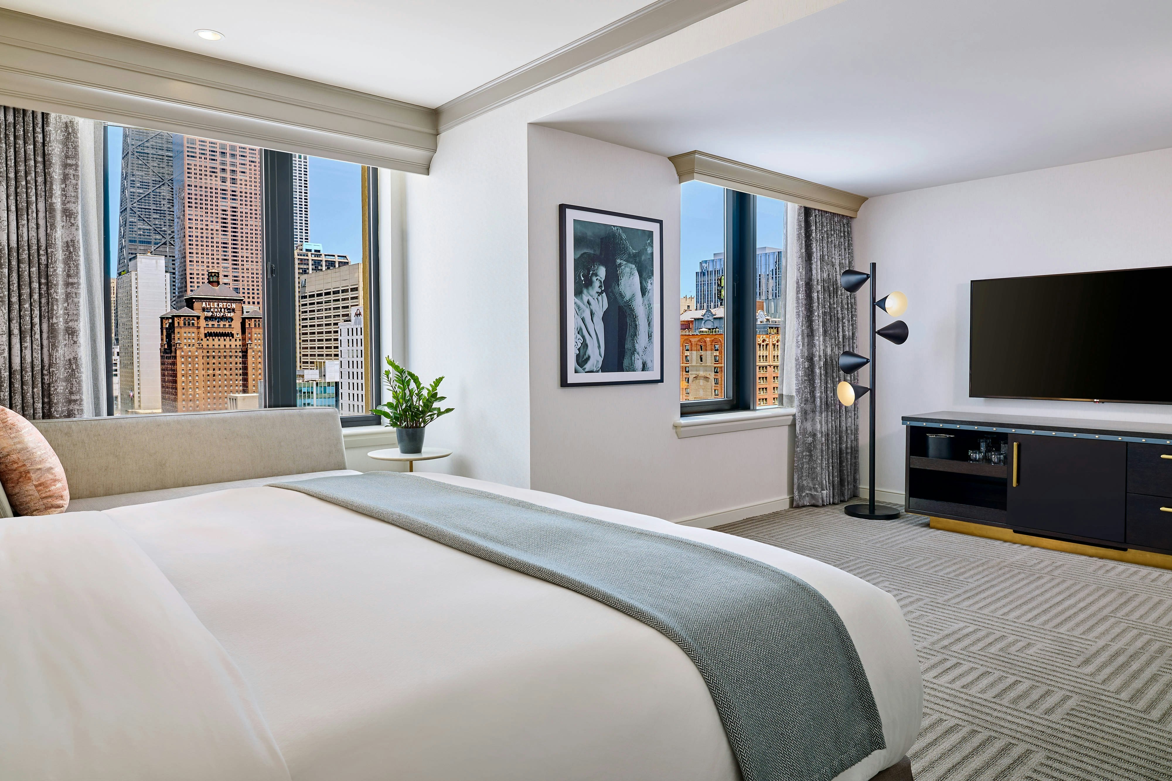 The Gwen A Luxury Collection Hotel Michigan Avenue Chicago 5/17