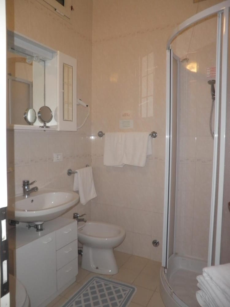 Hotel Touring 19/20