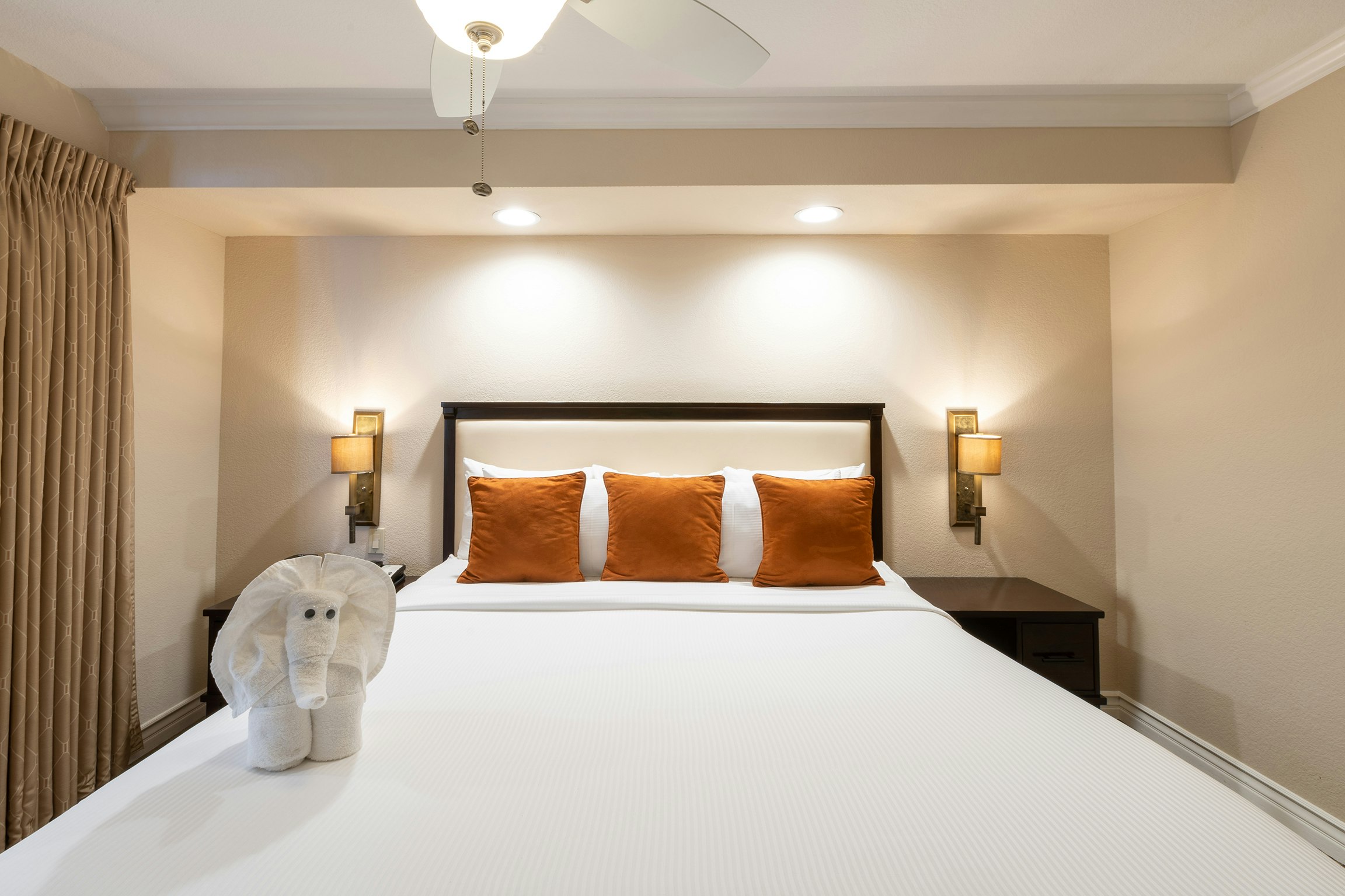 Coronado Beach Resort 17/77