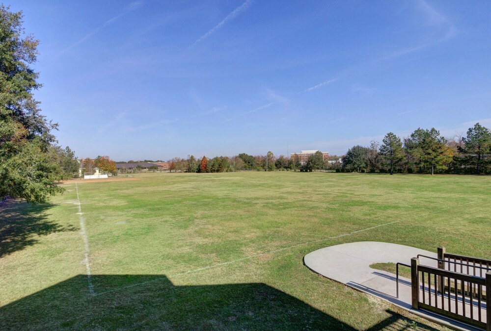 Gallery Stays - Parkside Manor 50/52
