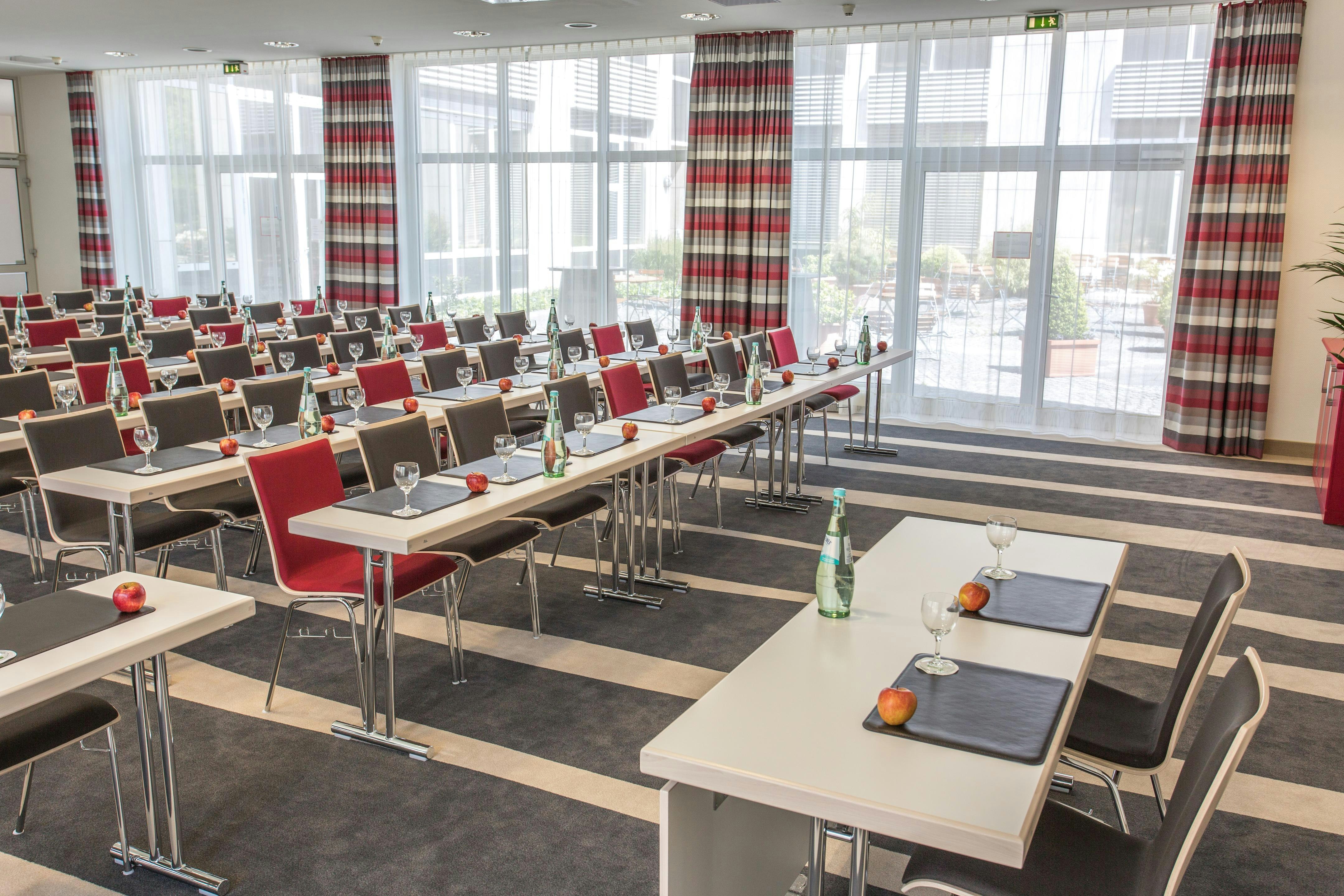 Holiday Inn Dusseldorf Neuss 31/46