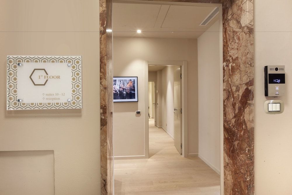 Oriana Suites Verona 4/51