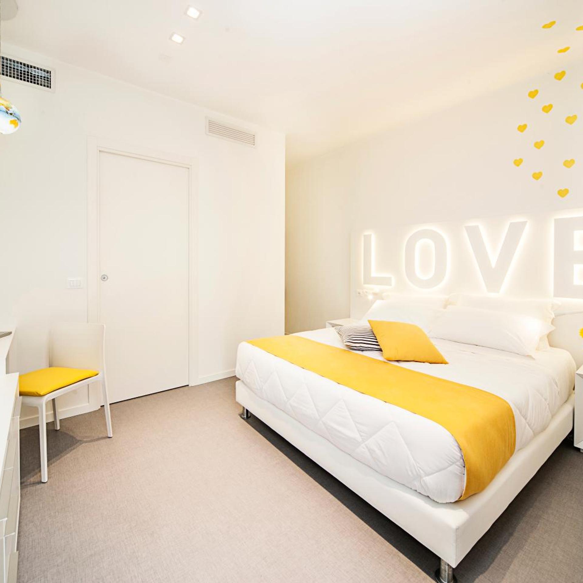 Room, Double Bed, Private Garden
