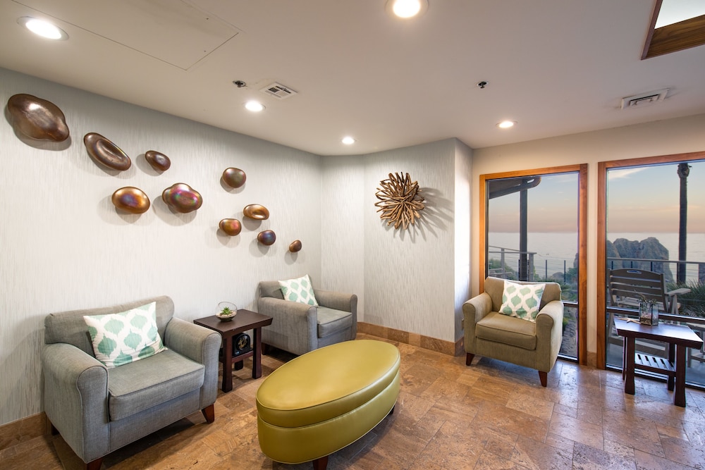 Inn at the Cove 38/64