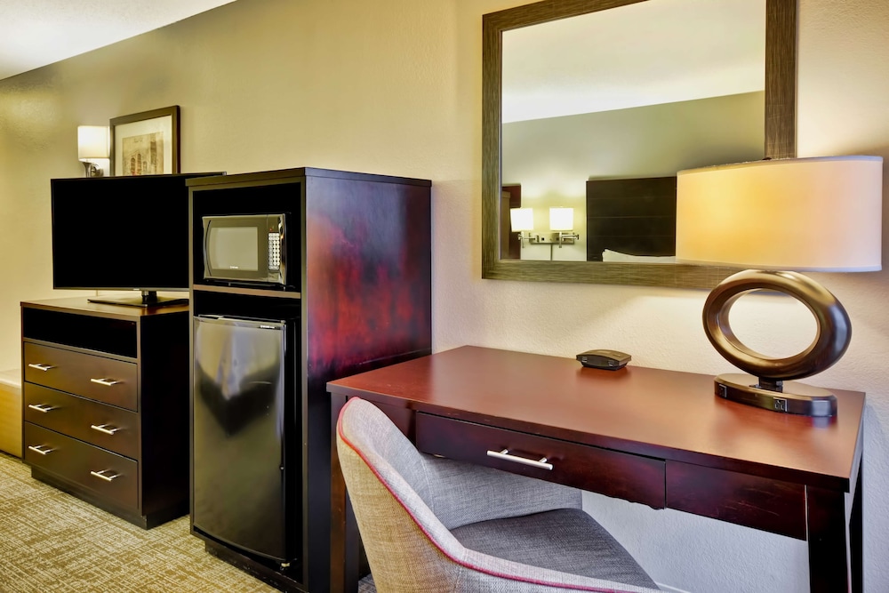 Hampton Inn Starkville Mississippi State University 17/31