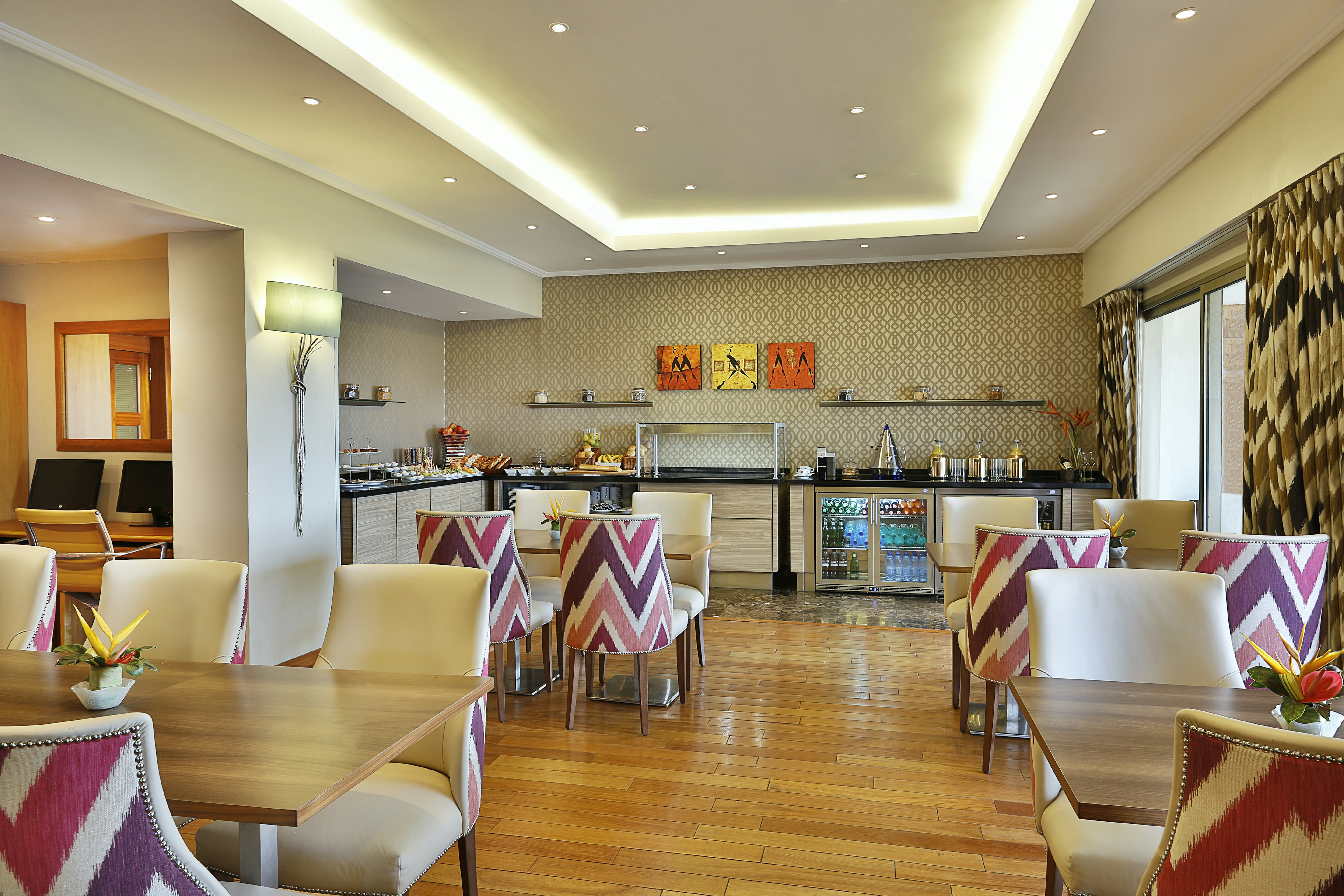 Hilton Yaounde 40/49