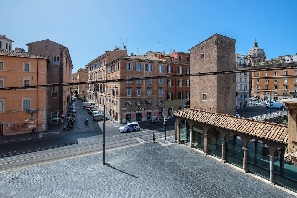 Pantheon Caesar Relais 7/72