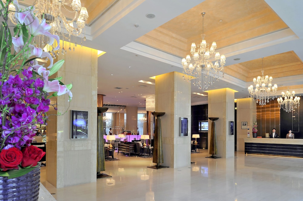Grand Mercure Shanghai Hongqiao 10/79