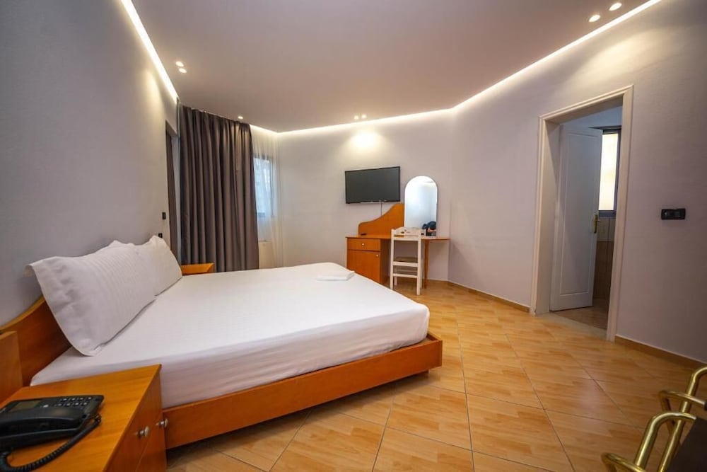HOTEL SEASIDE SARANDA 27/52