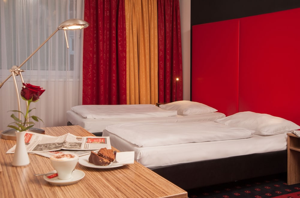 Senator Hotel Vienna 33/50
