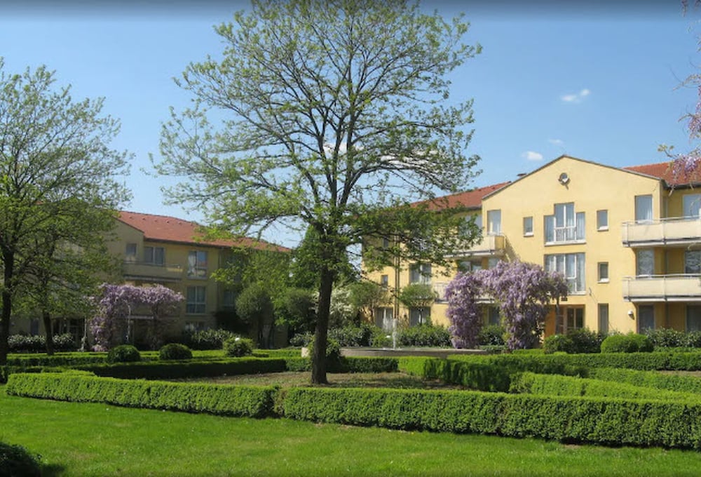 City Hotel Dresden Radebeul 66/69