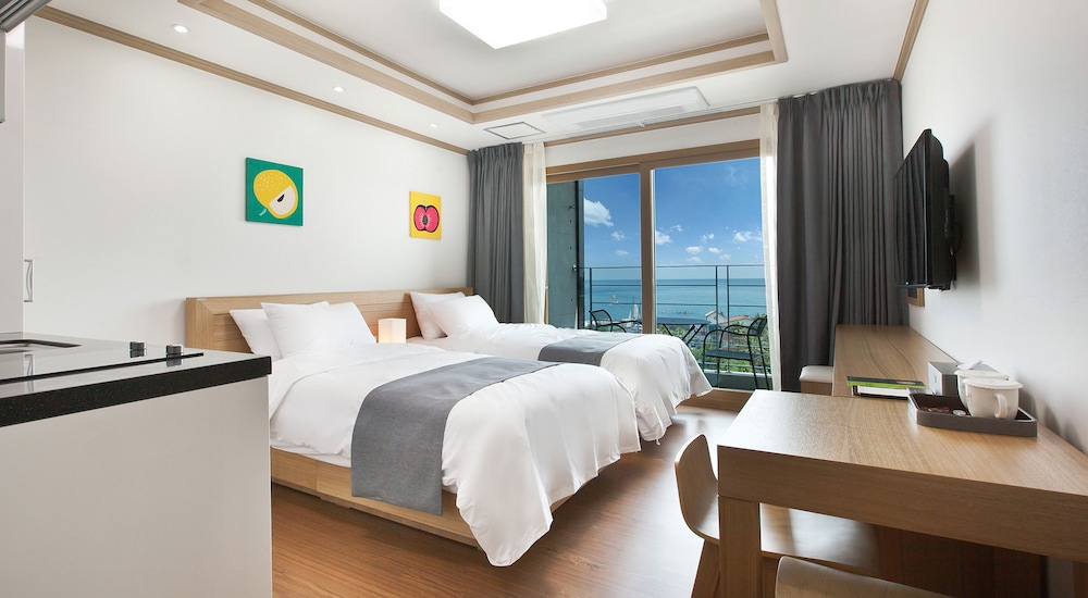 Familia Hotel Jeju 14/61