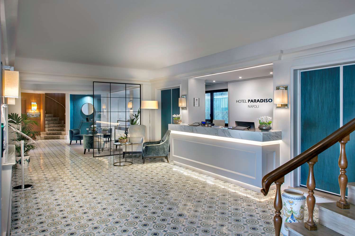 Hotel Paradiso, Bw Signature Collection 11/67