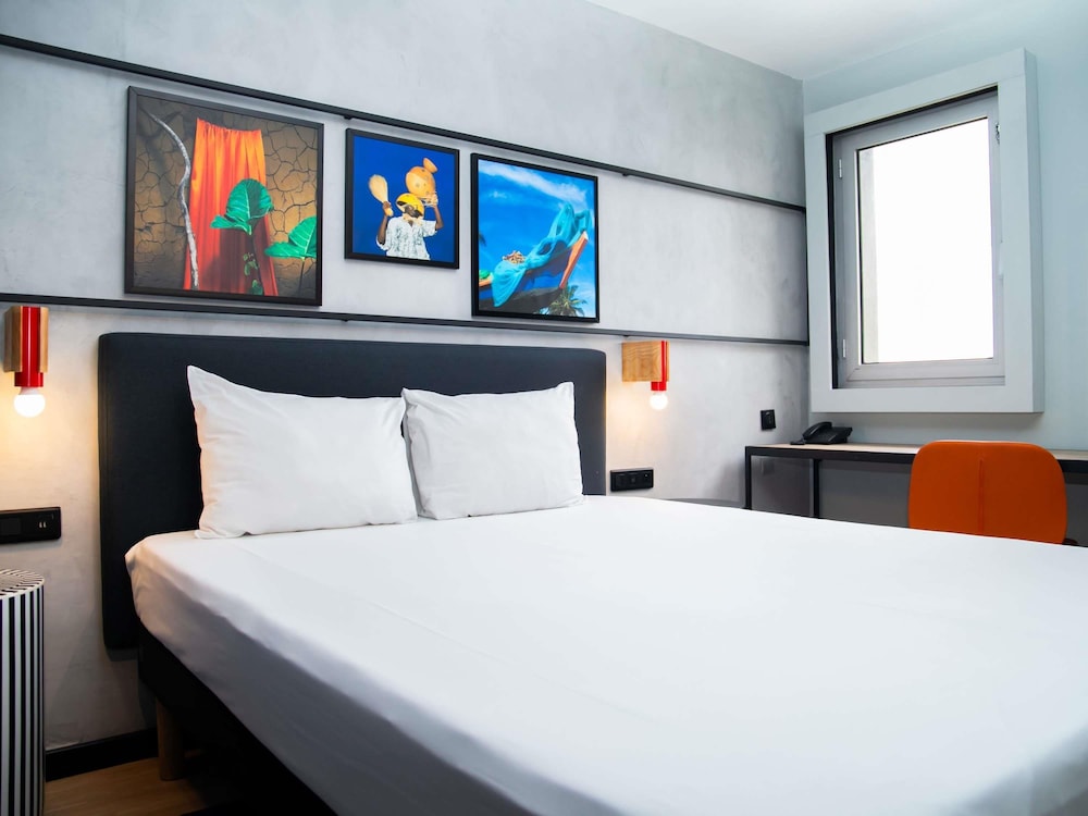 Ibis Styles Abidjan Plateau 14/49