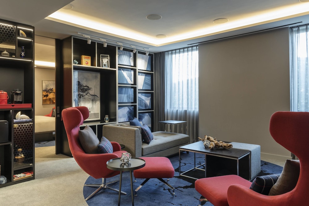 Aloft Dubai Creek 45/63