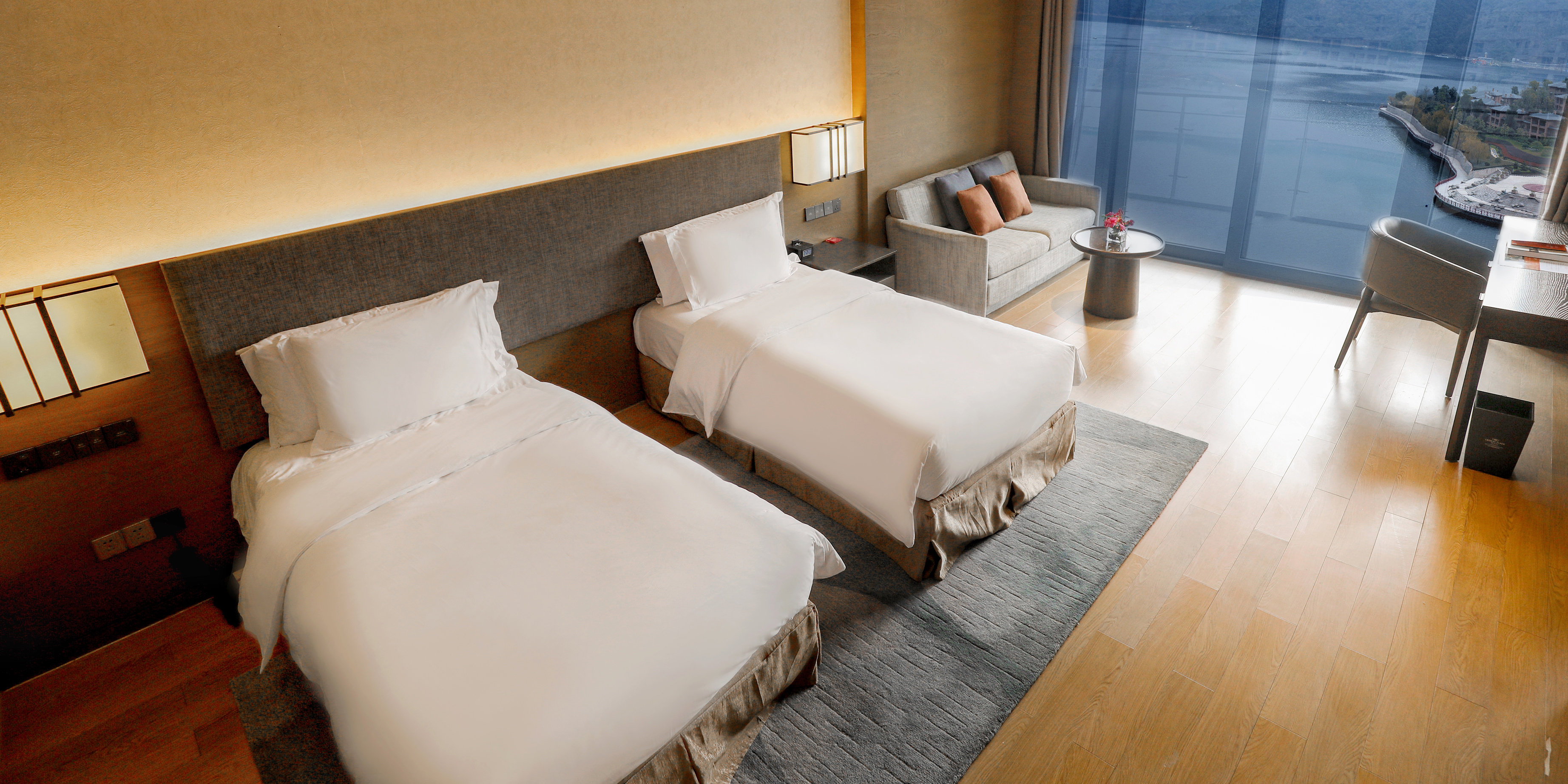 Crowne Plaza Hangzhou Thousand Island Lake 26/76