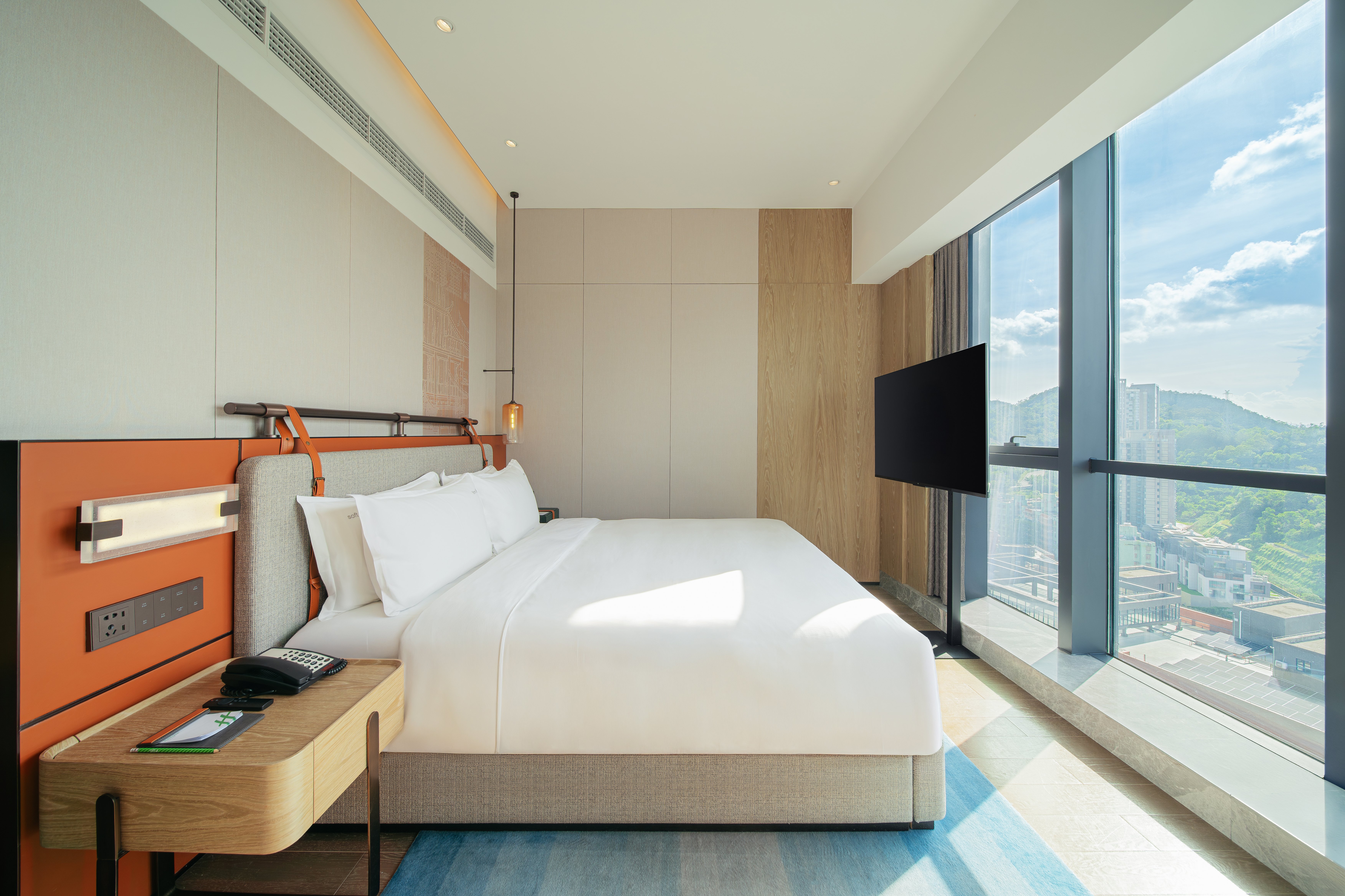 Holiday Inn Zhuhai City Center 11/50