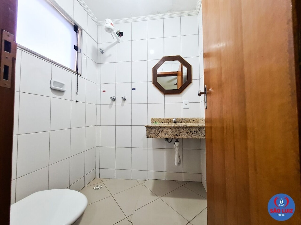 Hotel São Luiz 47/48