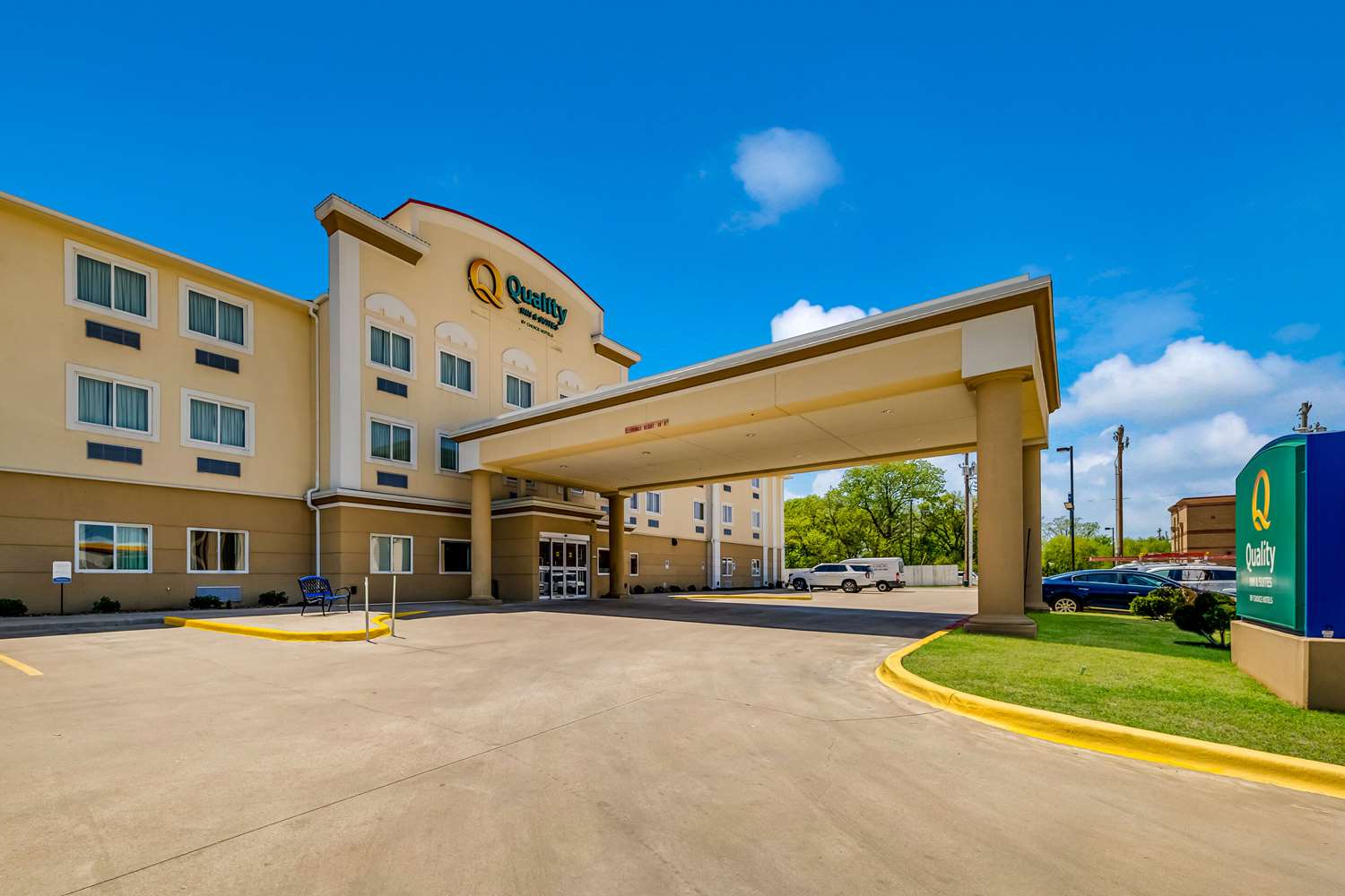 Quality Inn & Suites Ardmore 38/40