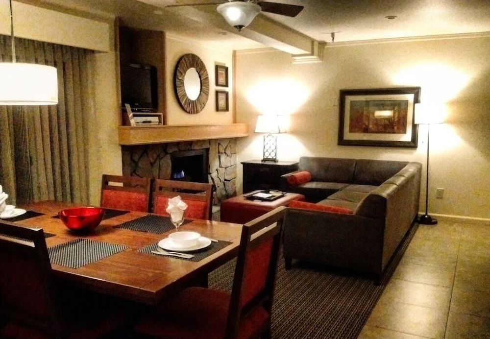 Getaways At the Lodge At Kingsbury Crossing 17/47