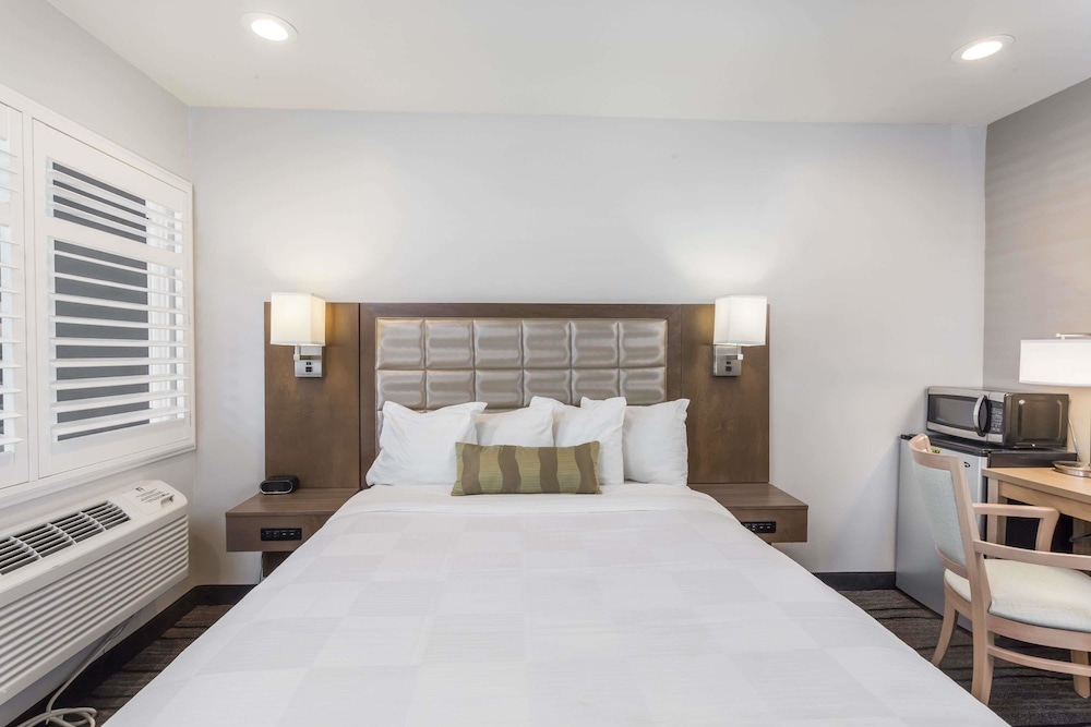 Sather Berkeley, SureStay Collection by Best Western 9/17