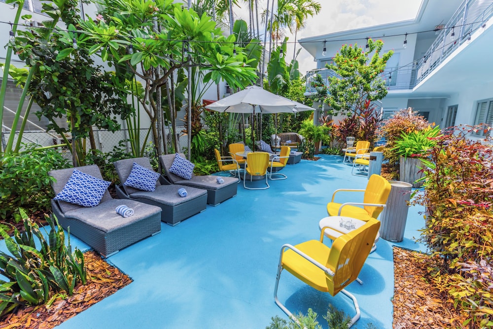 Seaside All Suites Hotel 17/27