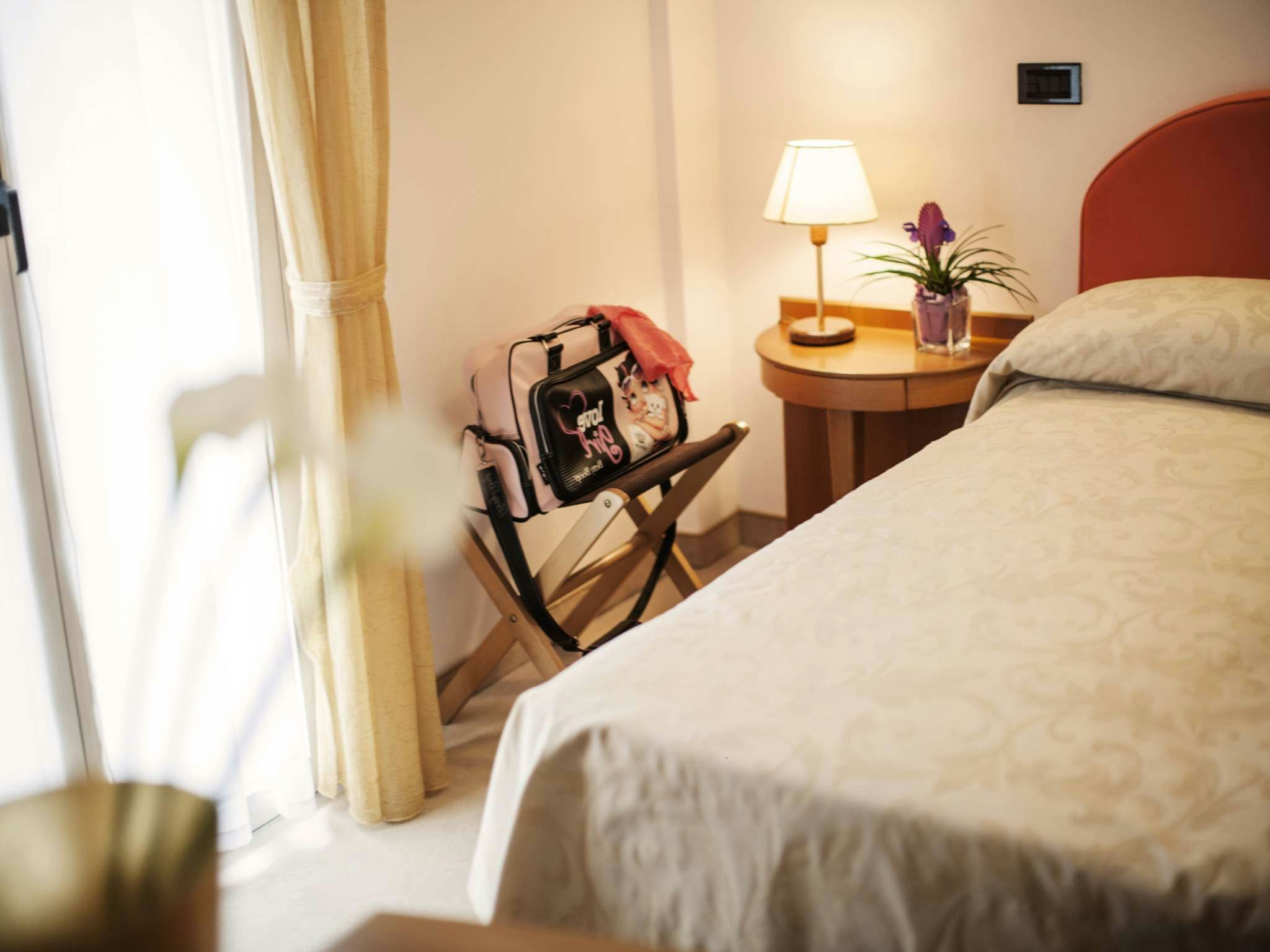 Hotel Levante Rimini 48/72