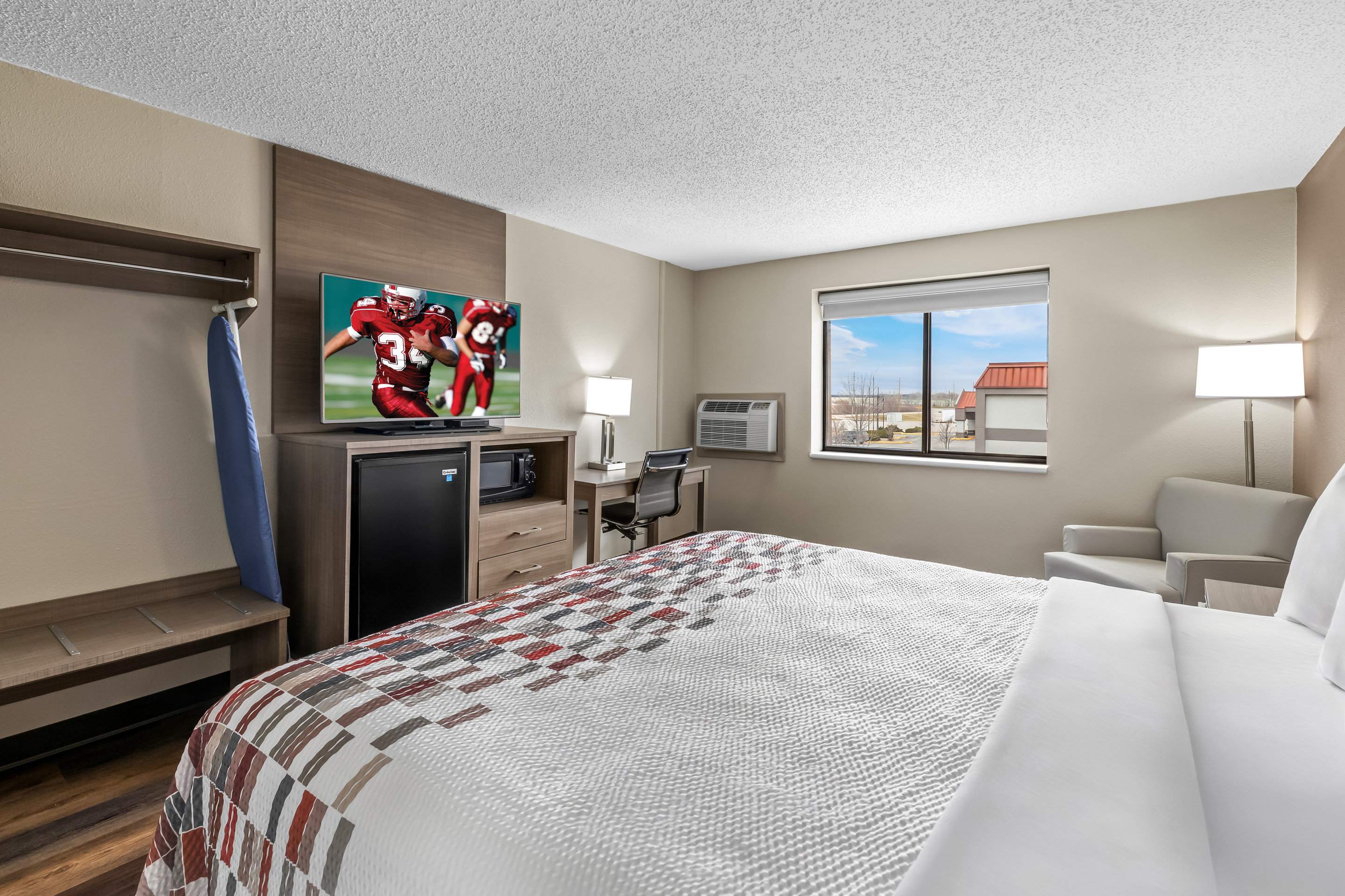 Red Roof Inn Ames 22/35