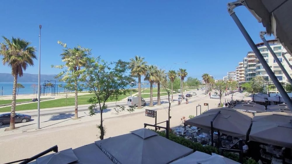 Haris Hotel Vlore 31/50