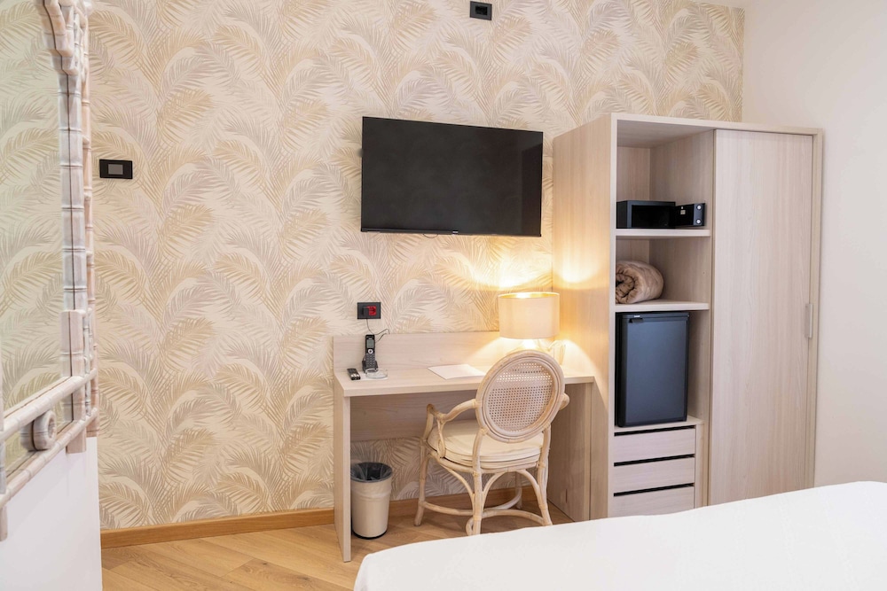 Hotel Florida Lerici 55/64
