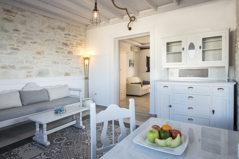 Contaratos Beach Hotel 23/50