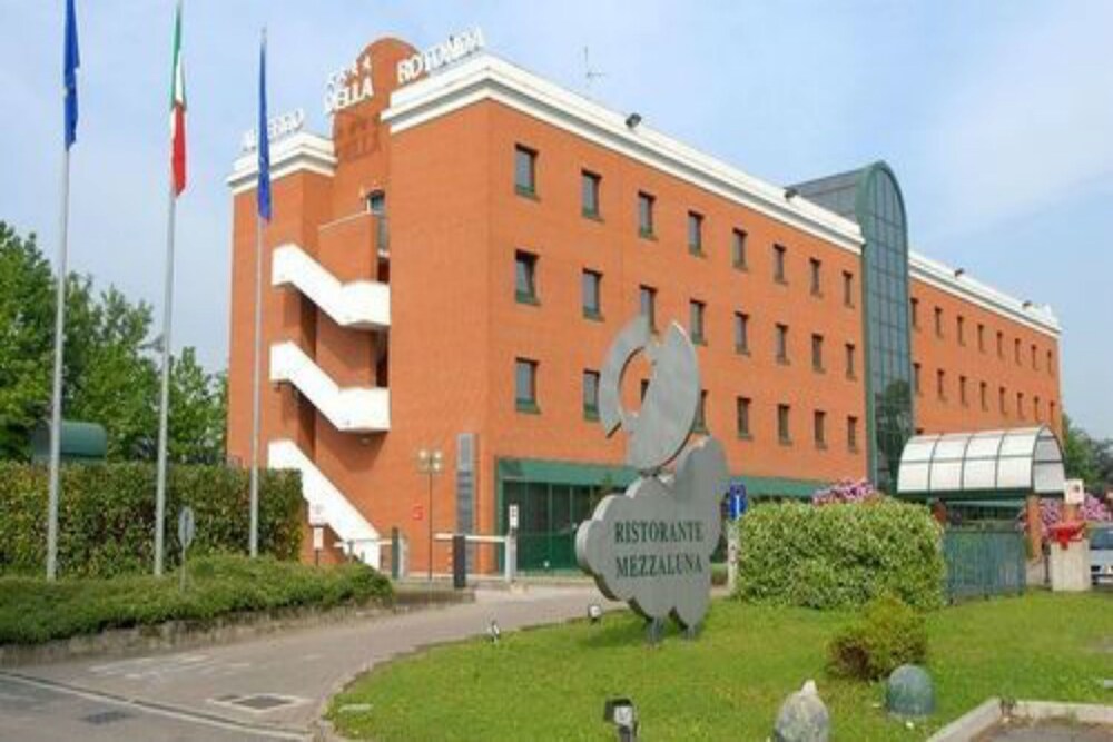 Hotel Della Rotonda 1/38