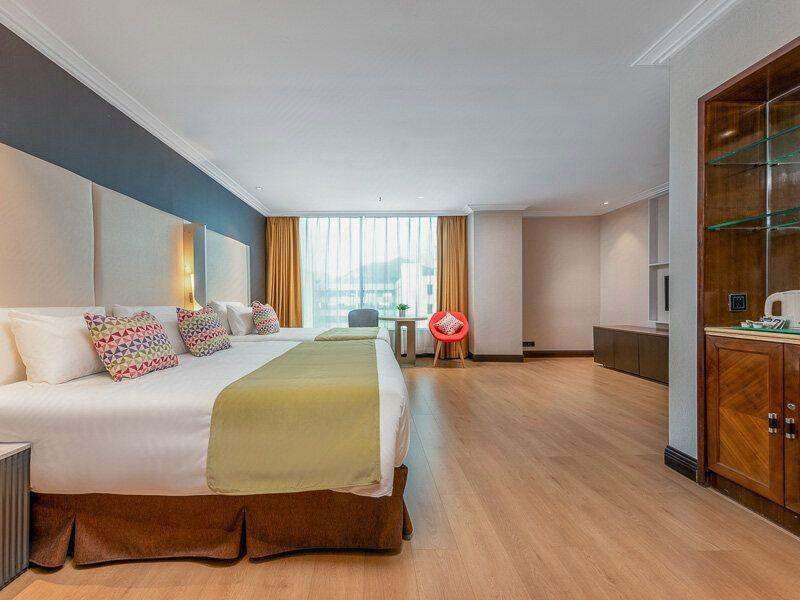 Deluxe, Twin Beds