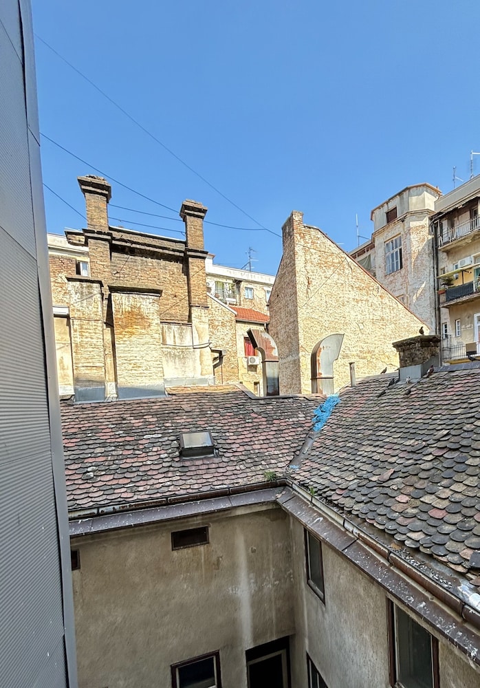 Capital Hotel Garni 29/55